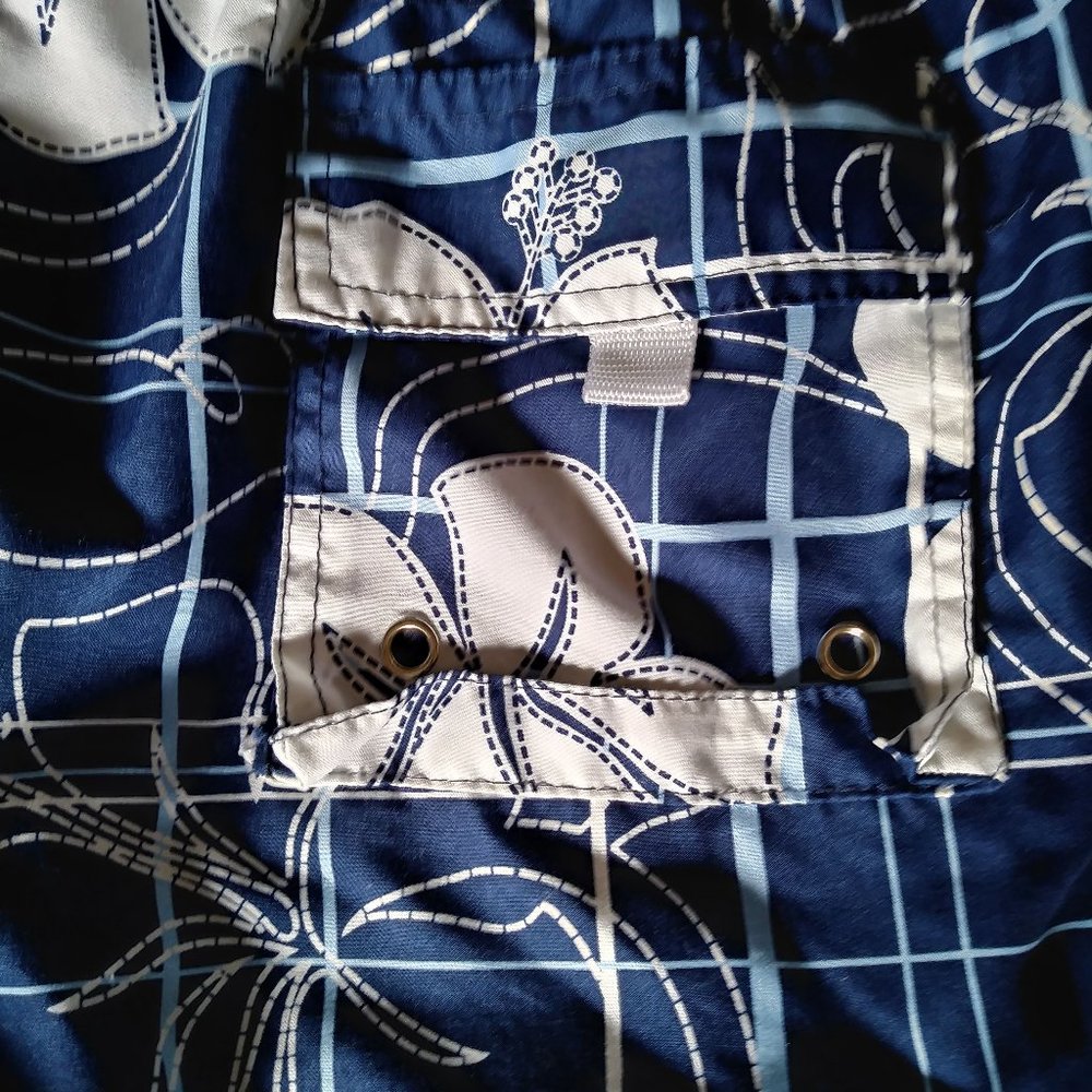 Men's Hawaiian Shorts - Picture 5 of 8